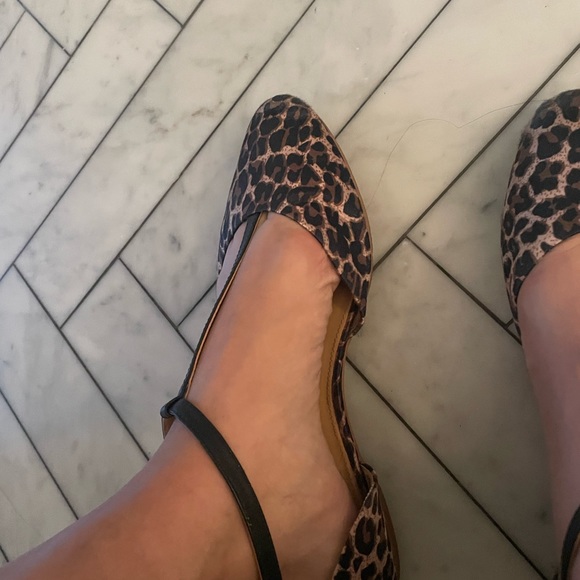 Birds of prey size 12 leopard satin strappy flats - Picture 4 of 7